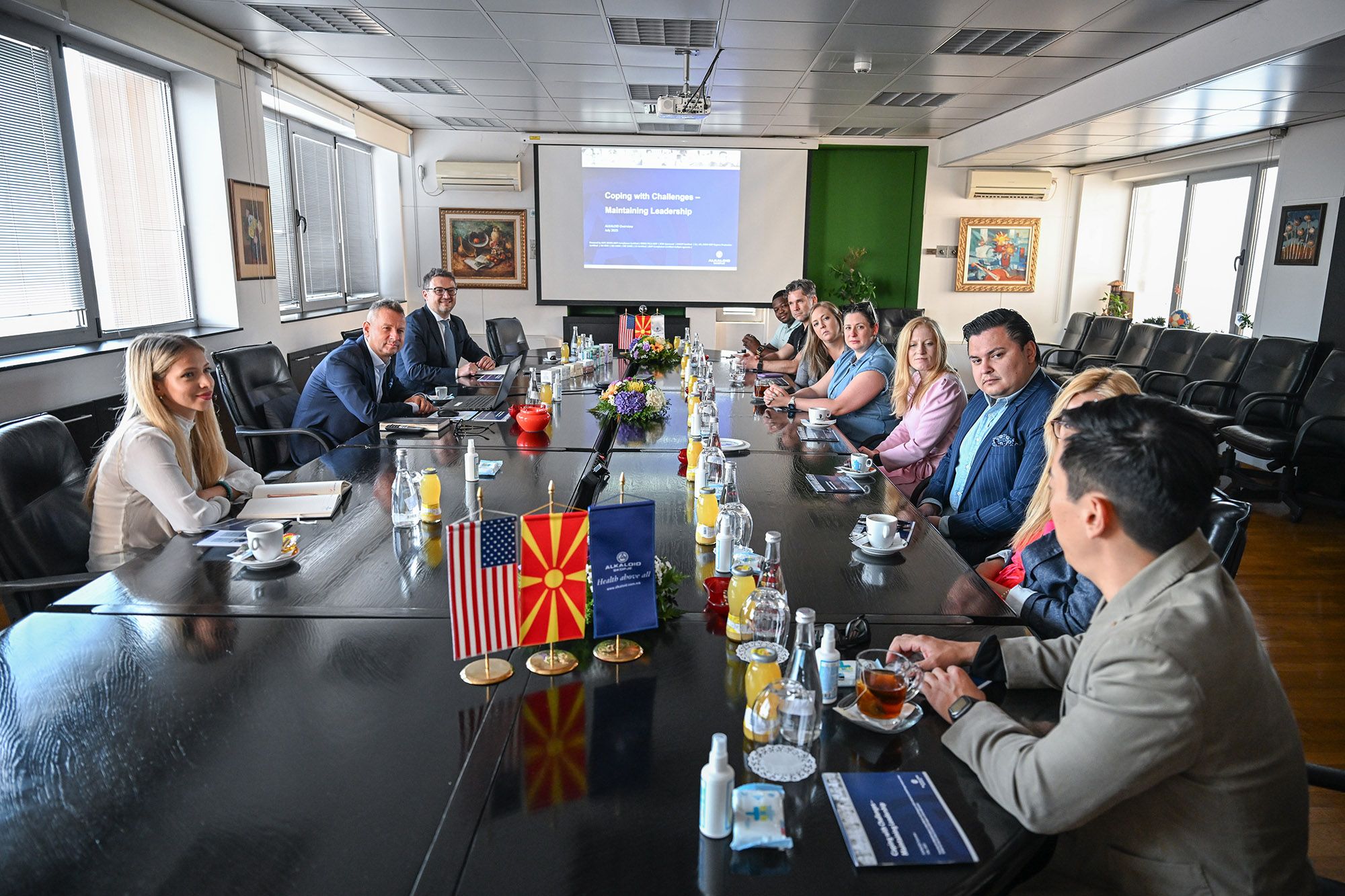 Делегација на Американскиот совет на млади политички лидери (ACYPL) во посета на „Алкалоид“ (2)