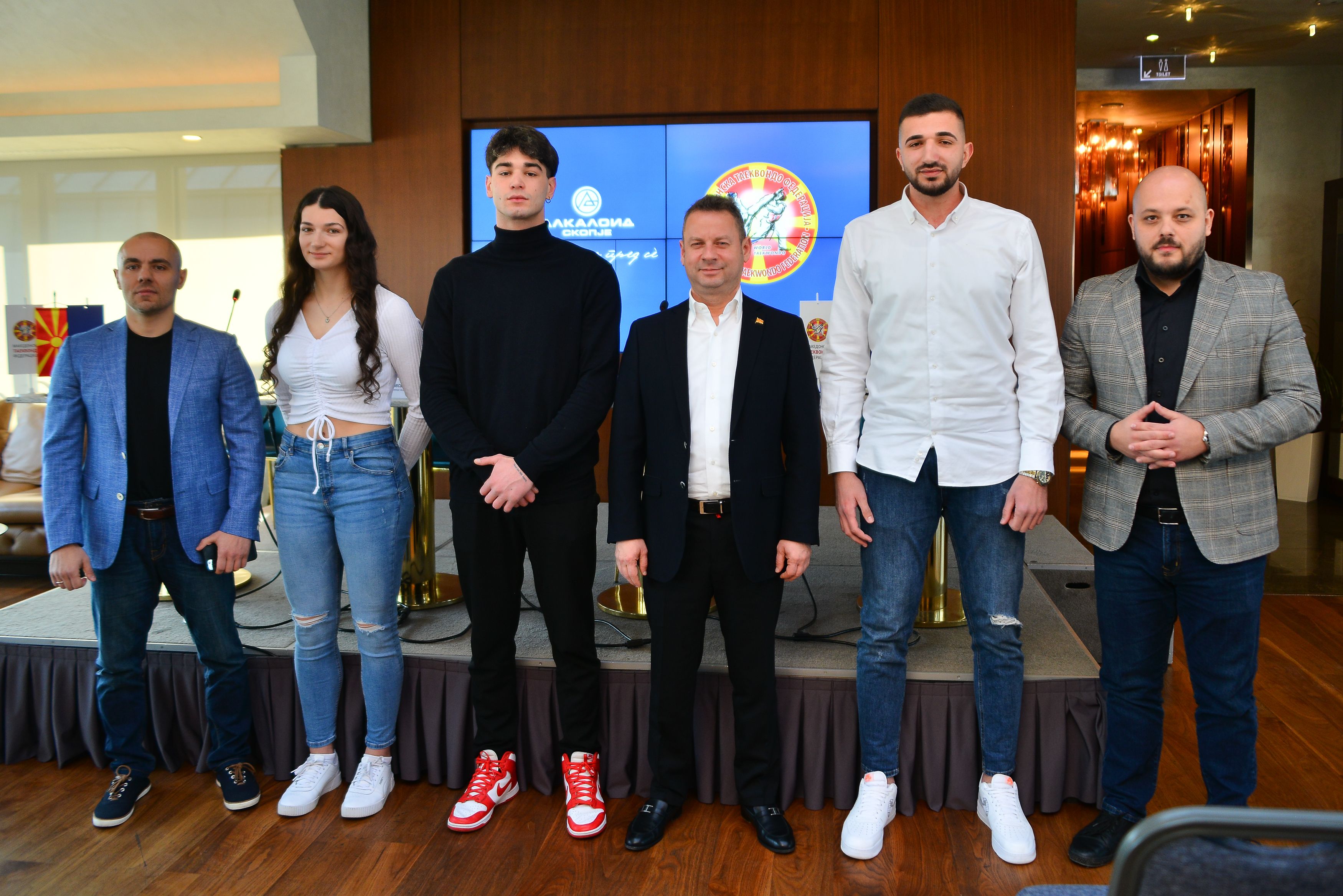 Alkaloid and the Macedonian Taekwondo Federation signed a cooperation agreement officialising the new sponsorship deal (2)