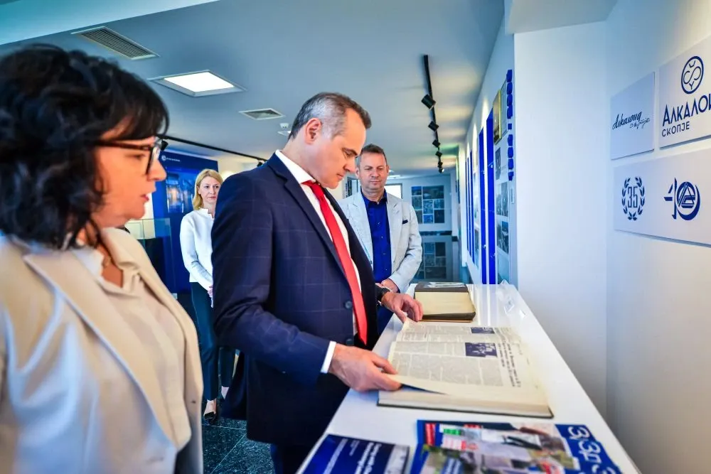 French Ambassador on an official working visit to Alkaloid (3)