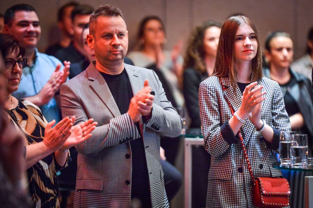 ZHIVKO MUKAETOV DECLARED PREMIUM PARTNER AT THE "OSCAR OF HUMANITY" EVENT BY THE RED CROSS (4)