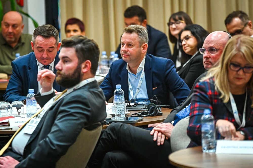 ЖИВКО МУКАЕТОВ – ПАНЕЛИСТ НА ТРЕТАТА КОНФЕРЕНЦИЈА ЗА ЗДРАВСТВО НА „AMCHAM“ (4)