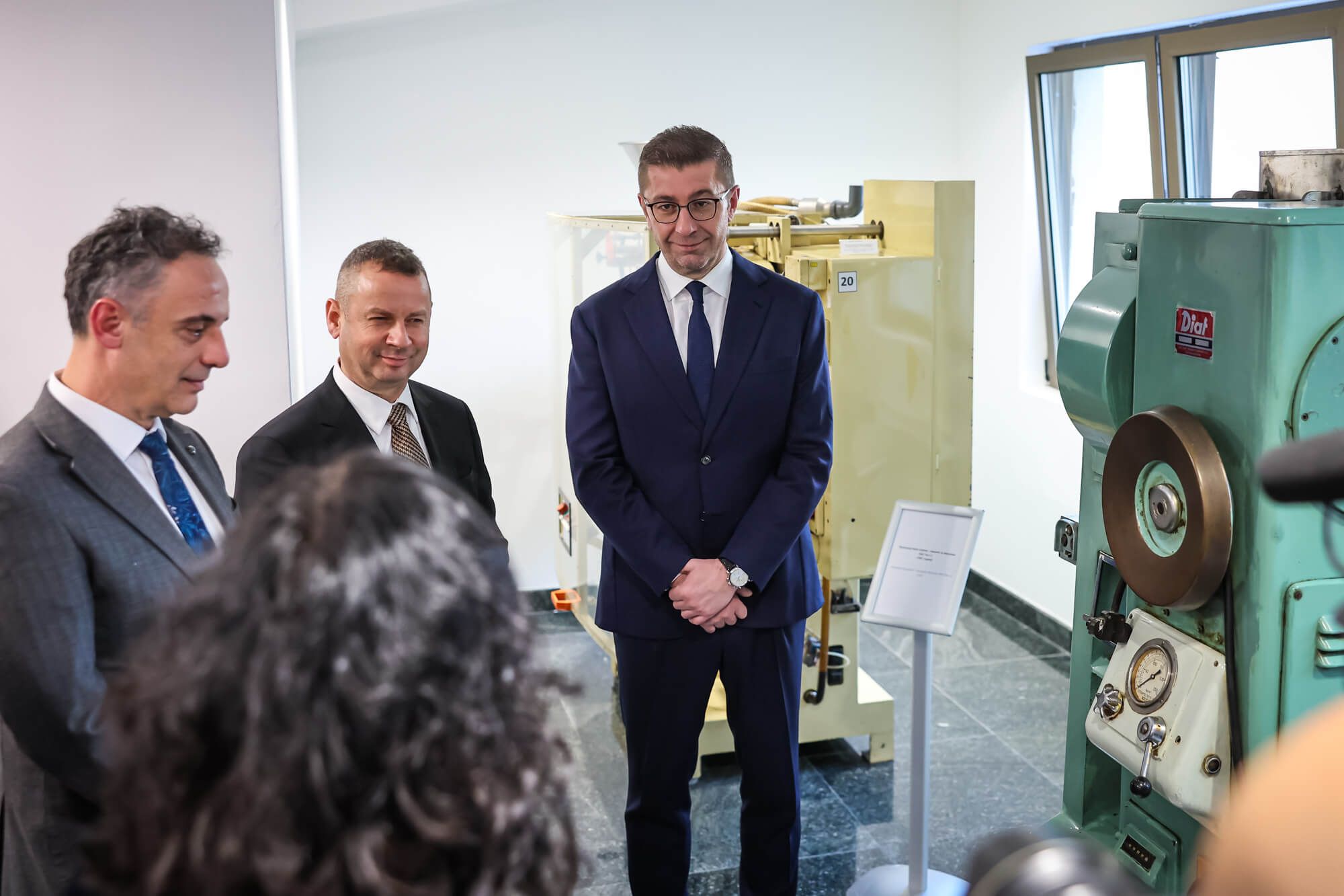 ALKALOID’S NEW MICROBIOLOGICAL QUALITY CONTROL LABORATORY COMMISSIONED DURING OFFICIAL GOVERNMENT DELEGATION VISIT (1)