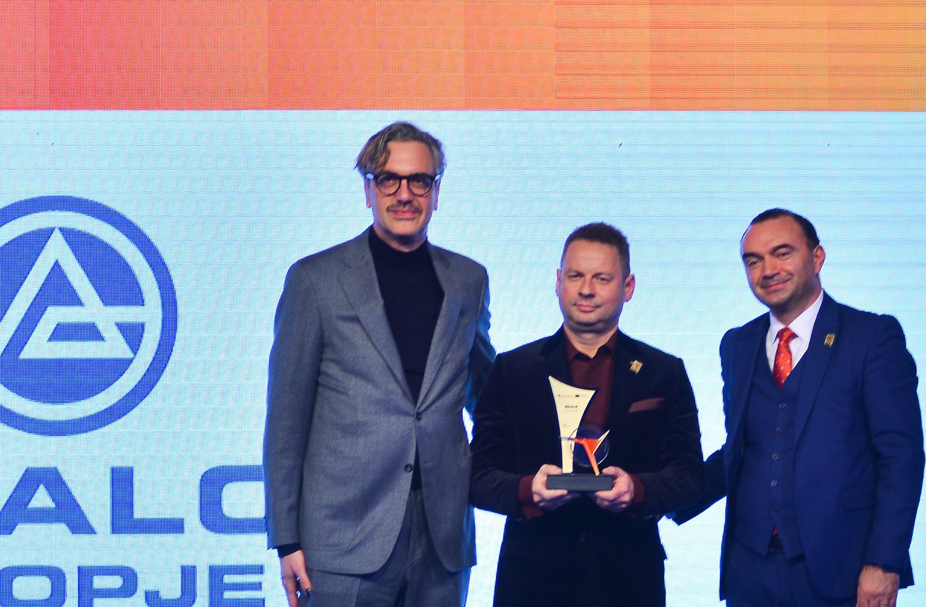 lead-champion-investor-award-1.jpg